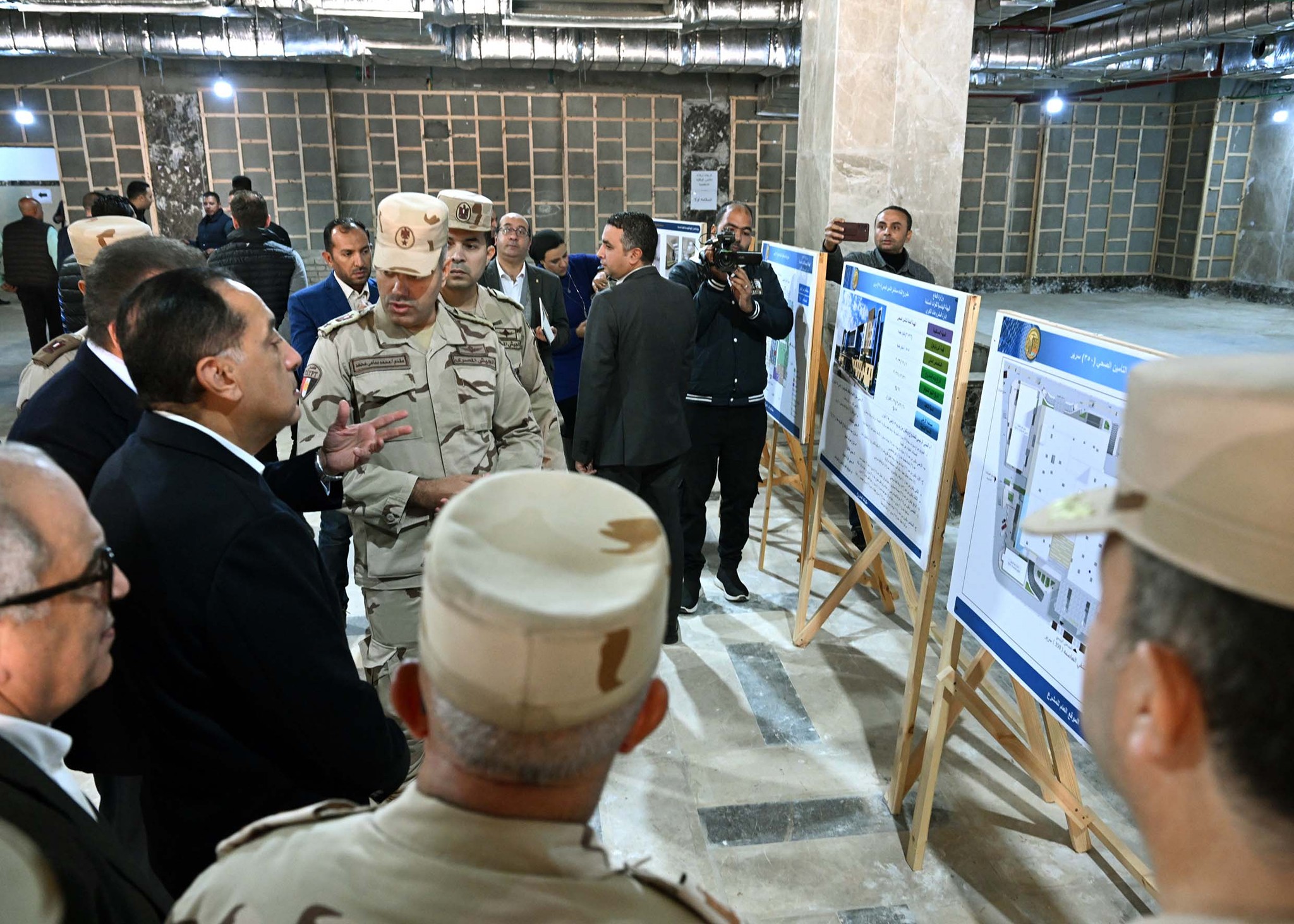 رئيس الوزراء يتفقد مشروع إنشاء مستشفى التأمين الصحي الشامل