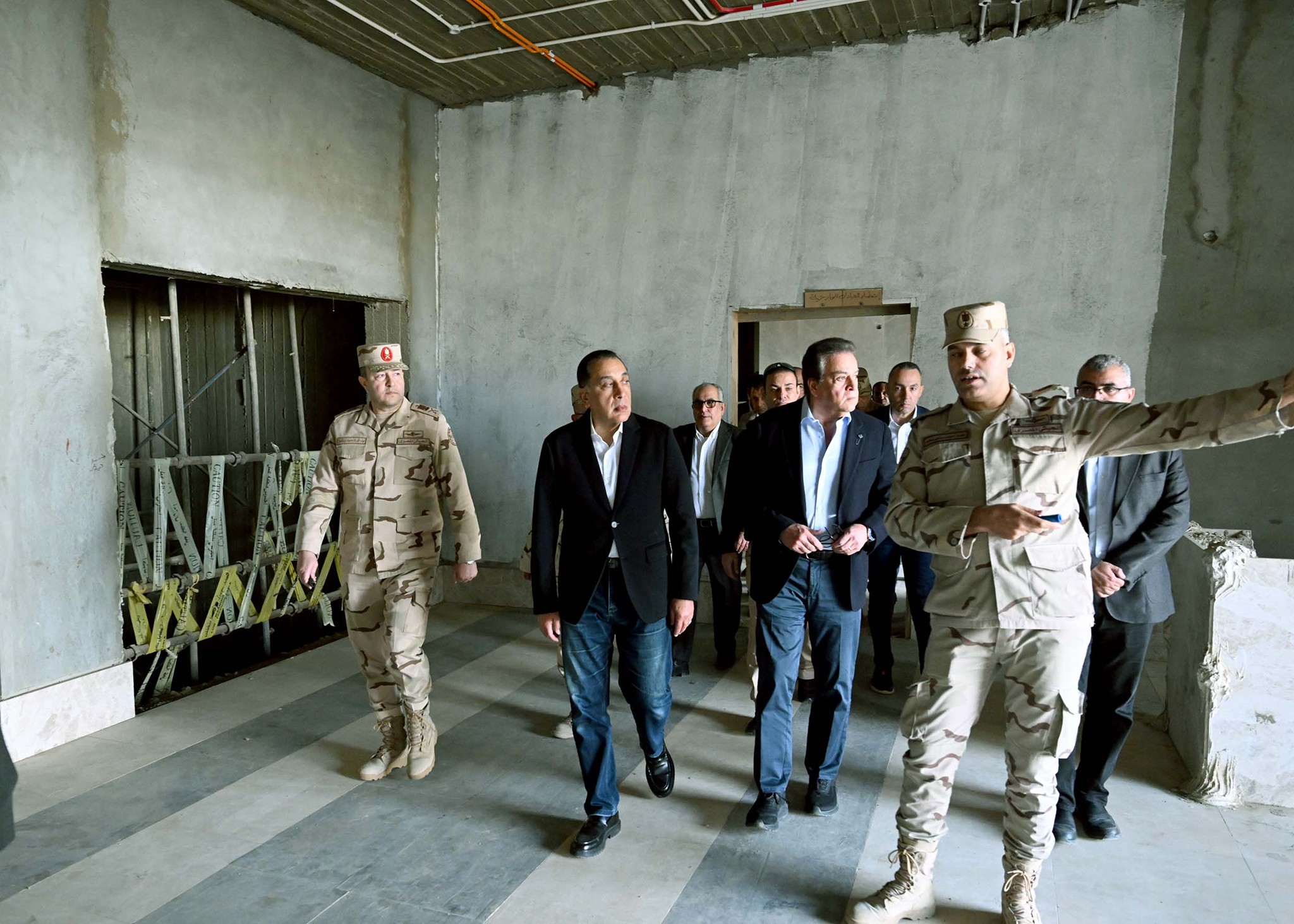 رئيس الوزراء يتفقد مشروع إنشاء مستشفى التأمين الصحي الشامل