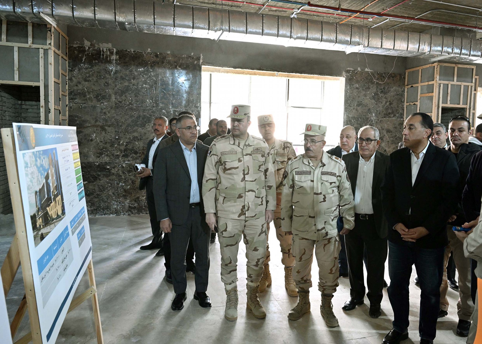 رئيس الوزراء يتفقد مشروع إنشاء مستشفى التأمين الصحي الشامل