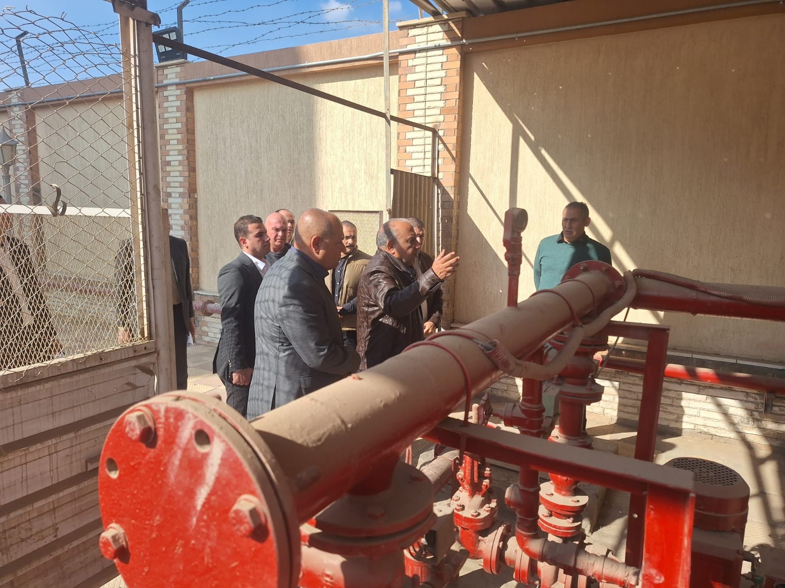 وزير الكهرباء يتفقد قطاع شبكات المدن الجديدة بمحافظة الشرقية