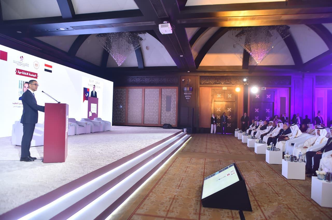 وزير الاستثمار يفتتح فعاليات منتدى الأعمال المصري القطري