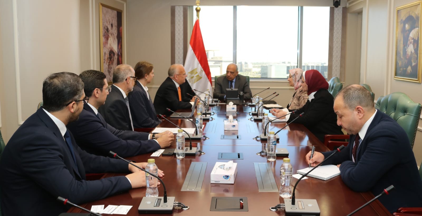 وزير الكهرباء يستقبل سفير السويد ووفدًا من شركة لينكسون السويدية