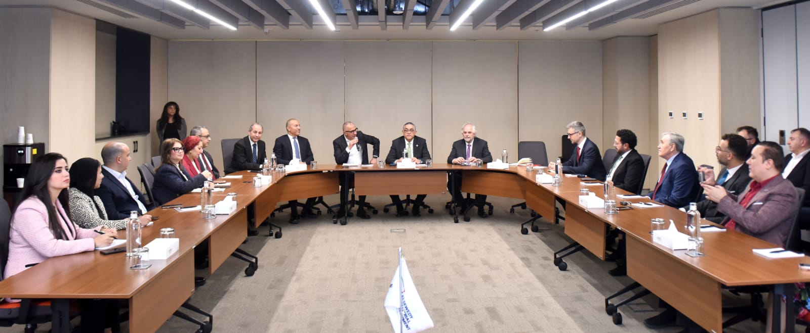 توقيع عقد بين السويدي للتنمية الصناعية و  Fruitful البولندية 