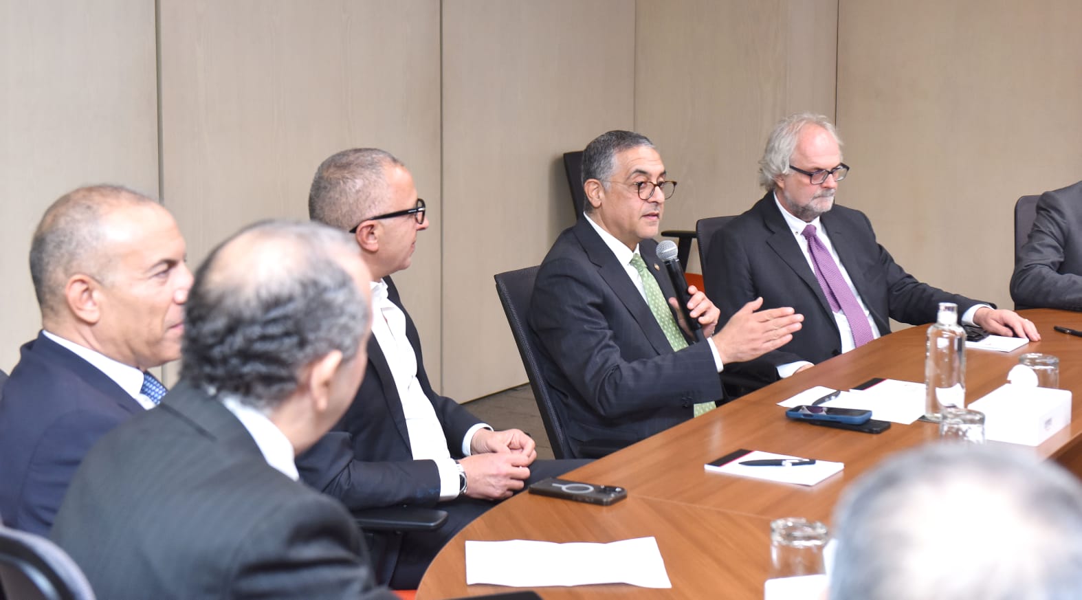 توقيع عقد بين السويدي للتنمية الصناعية و  Fruitful البولندية 