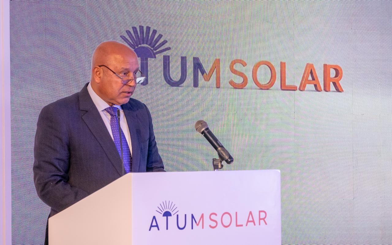 مهندس كامل الوزير وزير الصناعة والنقل