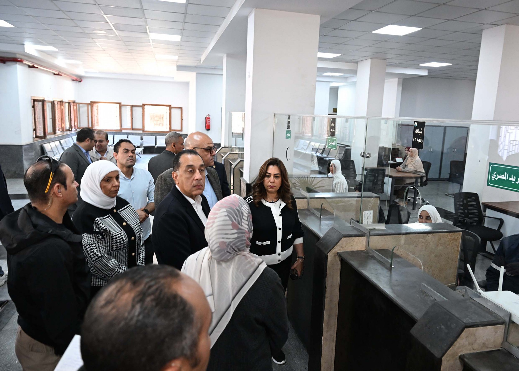 رئيس الوزراء يتفقد المركز التكنولوجي بطحانوب