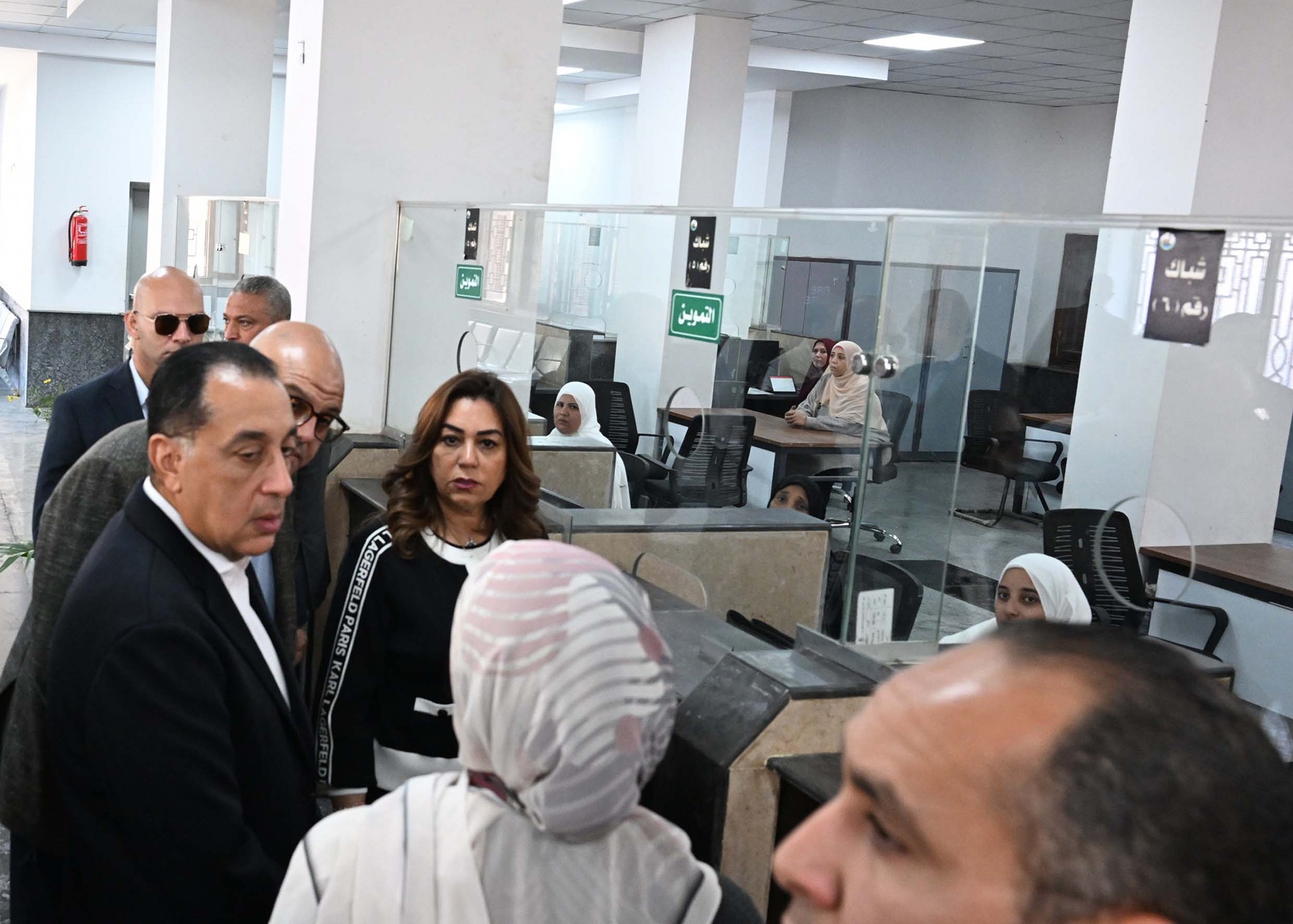 رئيس الوزراء يتفقد المركز التكنولوجي بطحانوب