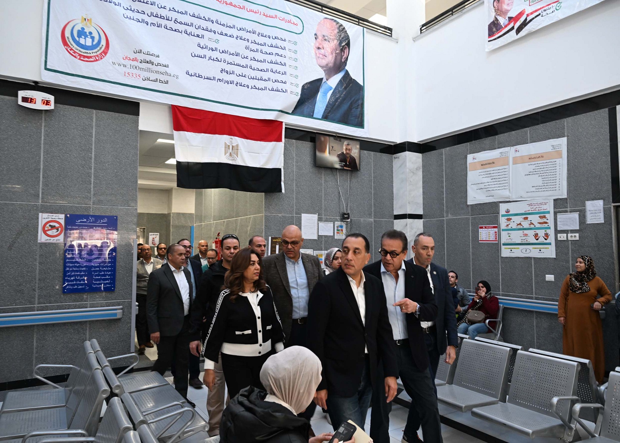 رئيس الوزراء يتفقد مركز طب الأسرة بطحانوب