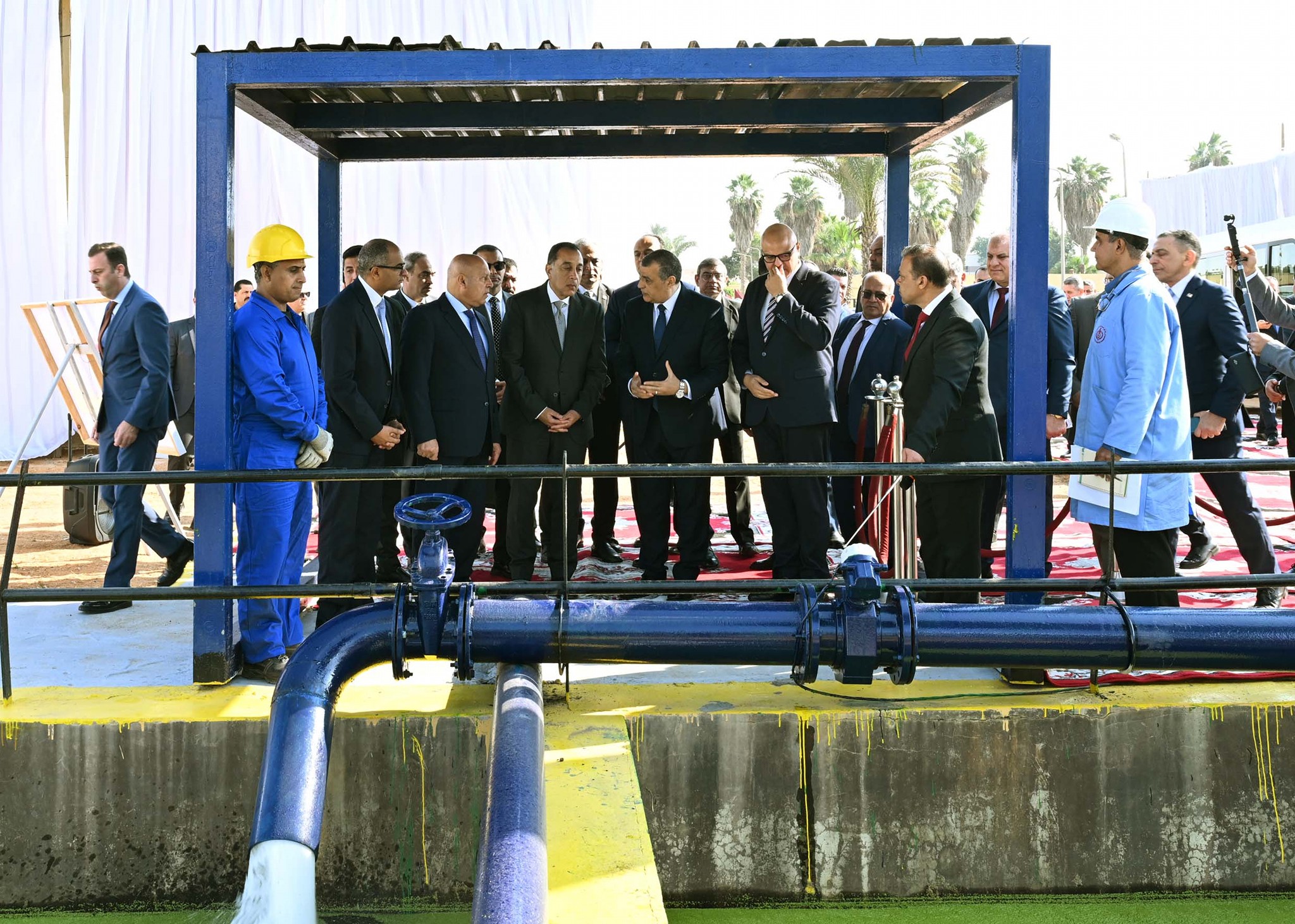 رئيس الوزراء يفتتح مصنع إنتاج الطلمبات الغاطسة