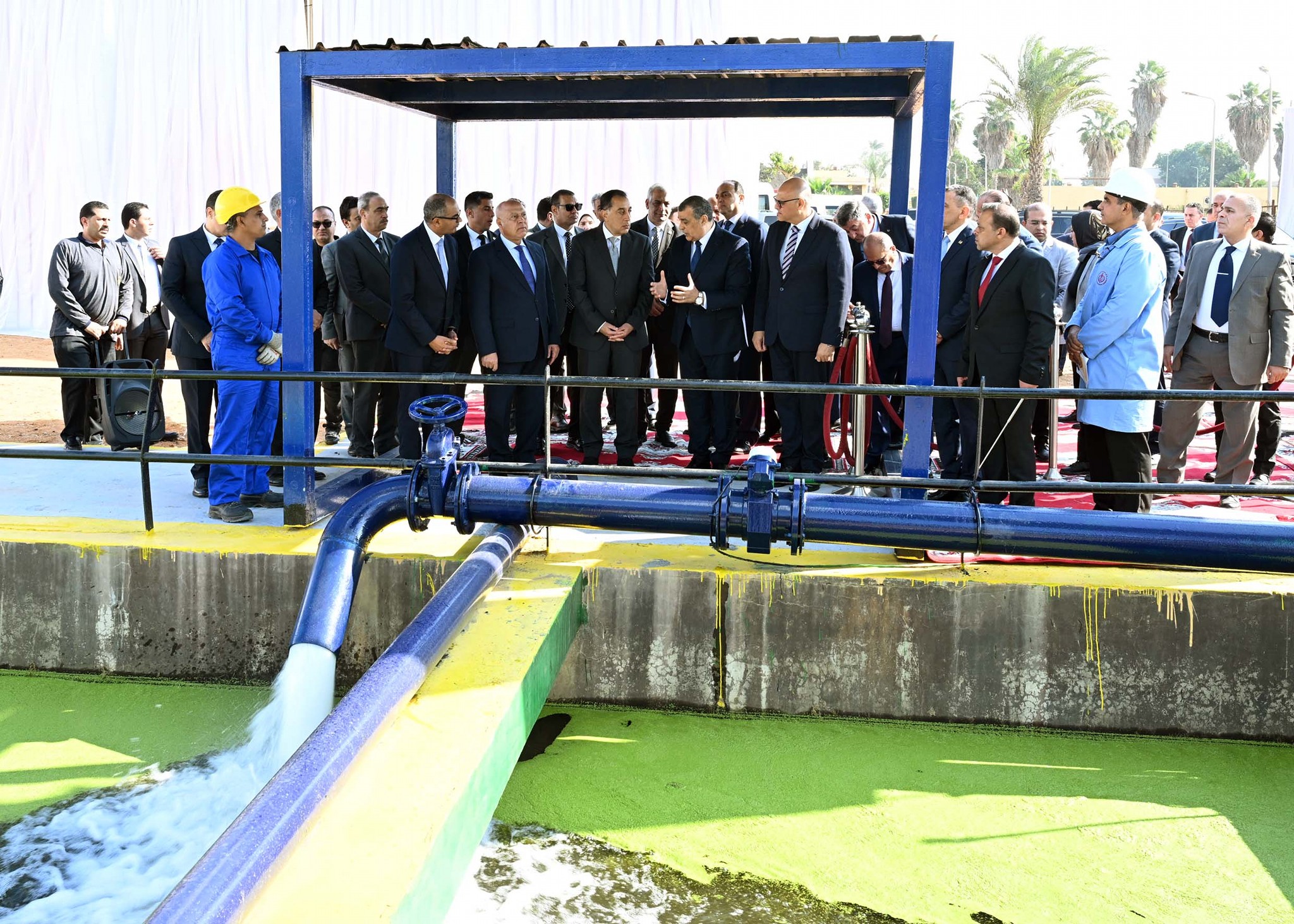 رئيس الوزراء يفتتح مصنع إنتاج الطلمبات الغاطسة