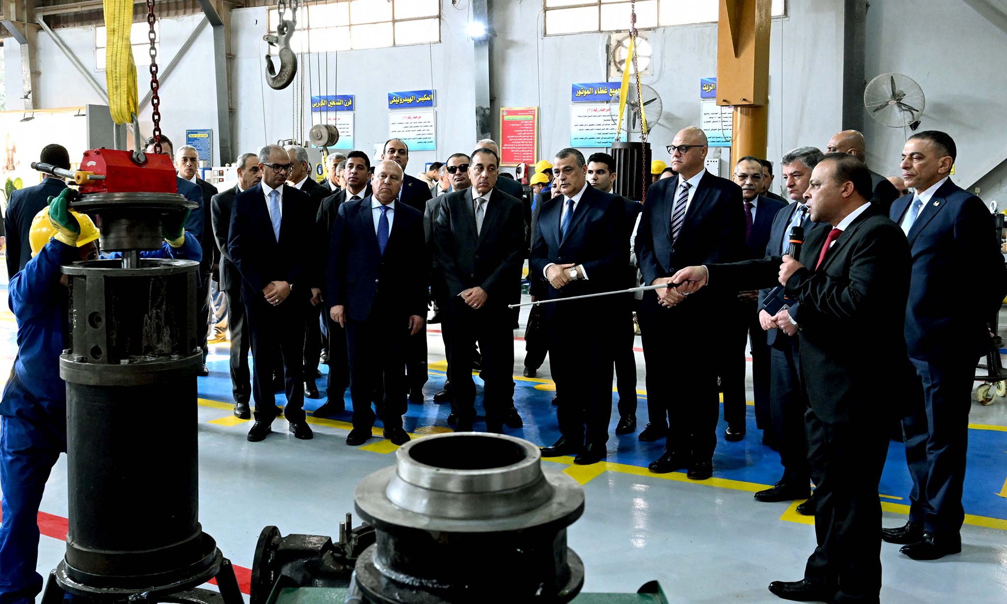 رئيس الوزراء يفتتح مصنع إنتاج الطلمبات الغاطسة