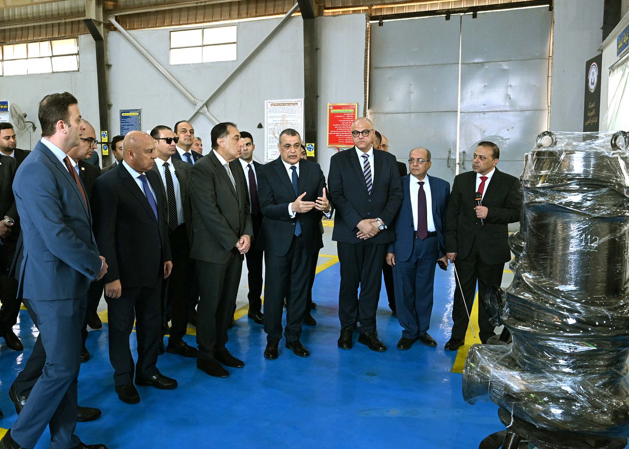 رئيس الوزراء يفتتح مصنع إنتاج الطلمبات الغاطسة