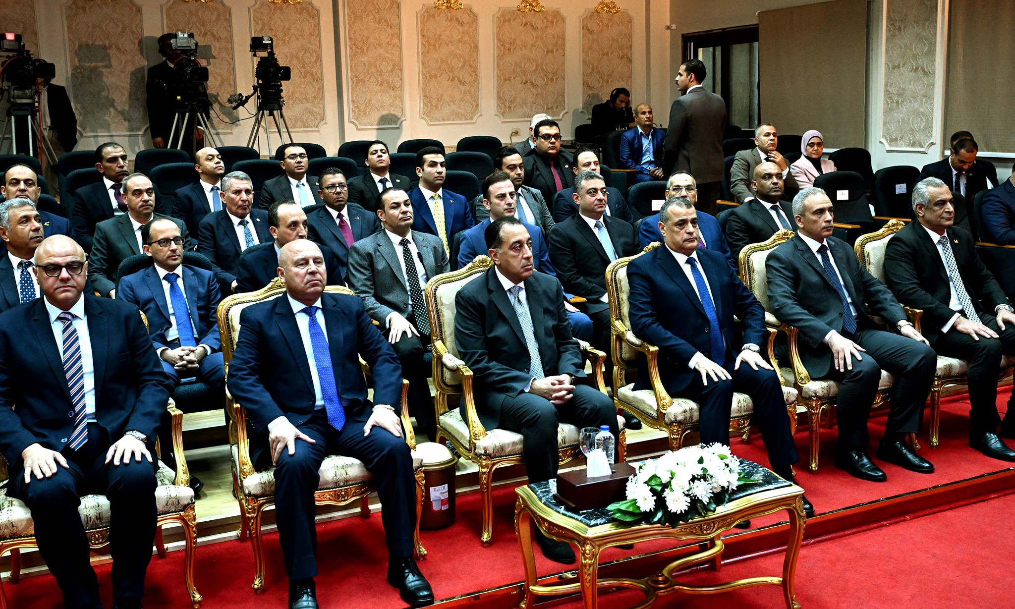 رئيس الوزراء يفتتح مصنع إنتاج الطلمبات الغاطسة