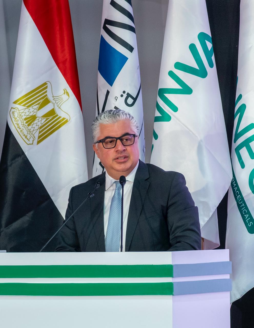 وليد جمال الدين رئيس الهيئة العامة للمنطقة الاقتصادية لقناة السويس 