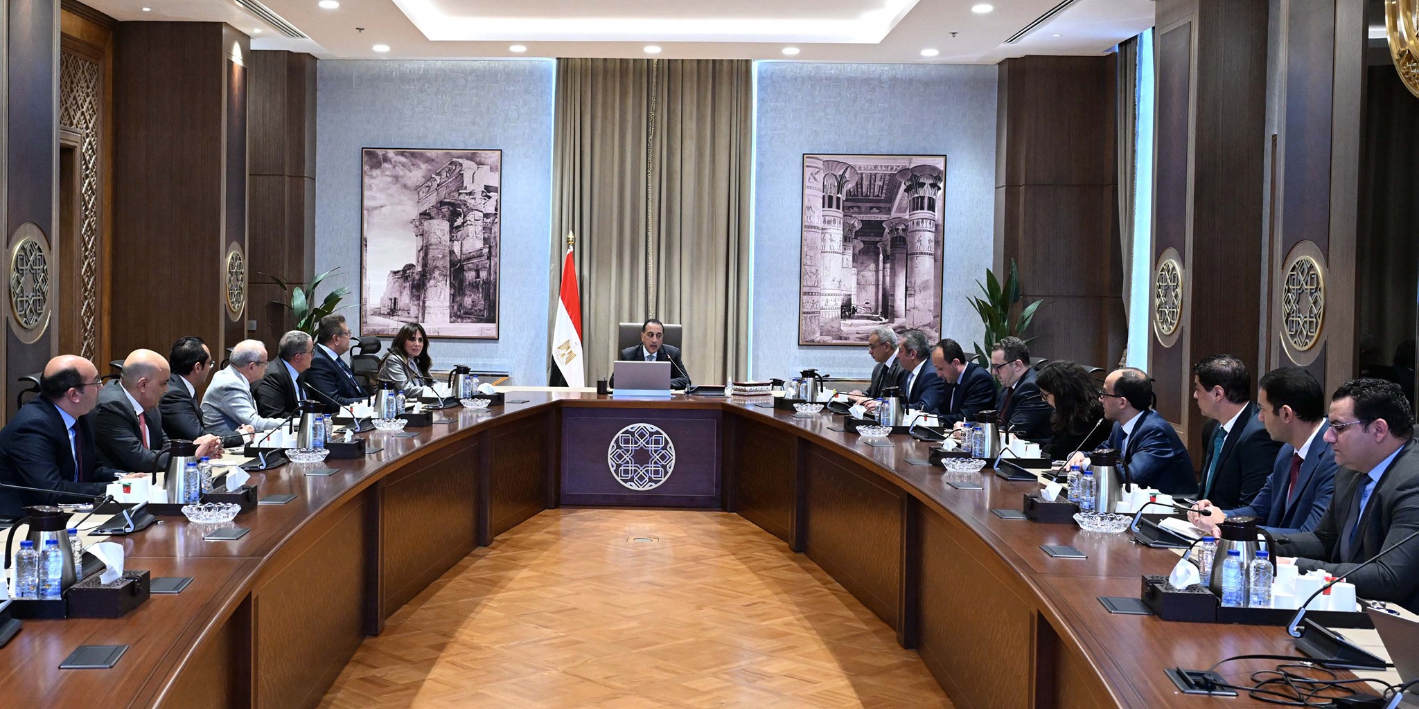 رئيس الوزراء يتابع تنفيذ مُخرجات اللجنة الاستشارية للتنمية العمرانية وتصدير العقار