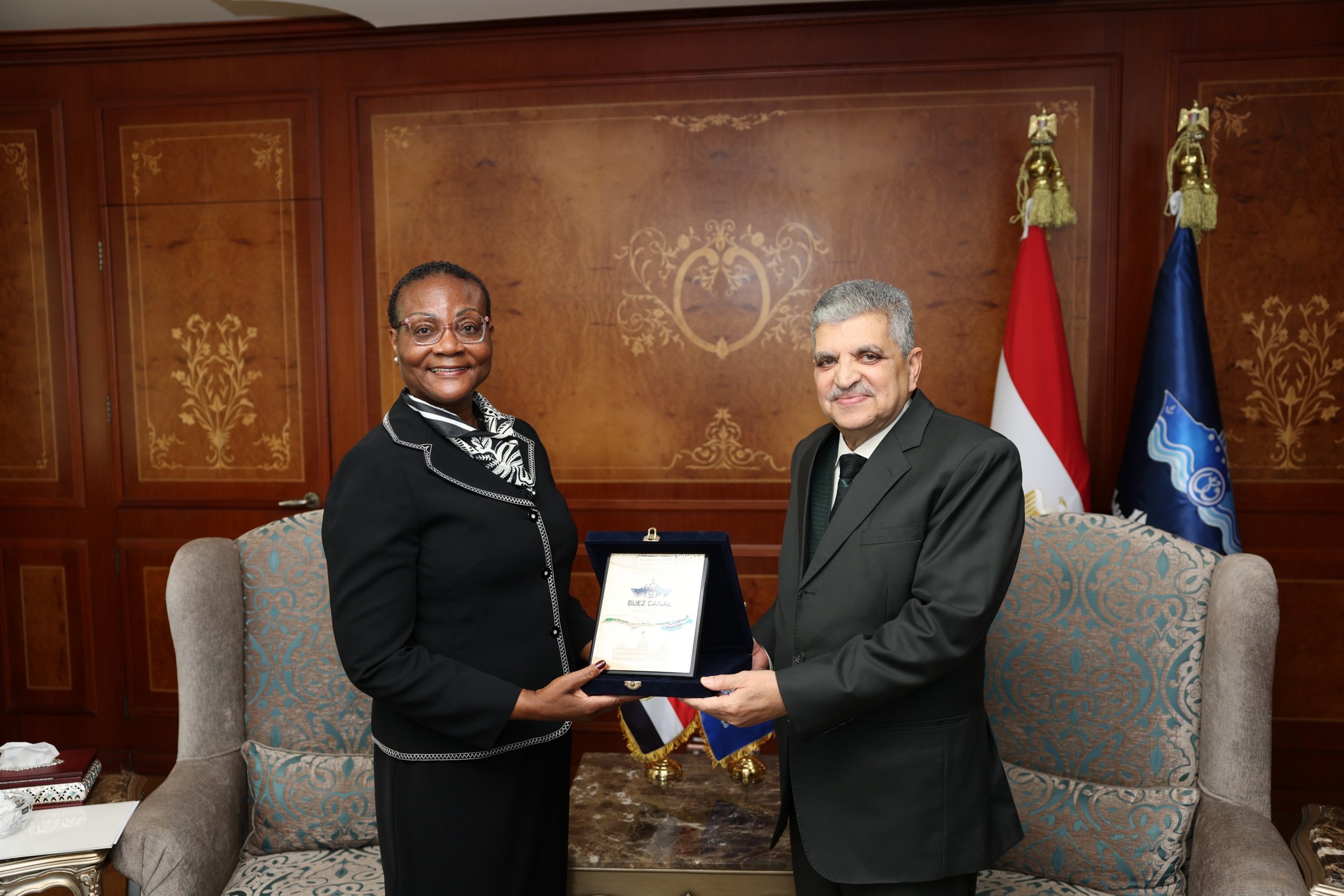 قناة السويس توقع مذكرة تفاهم مع هيئة الموانئ الناميبية