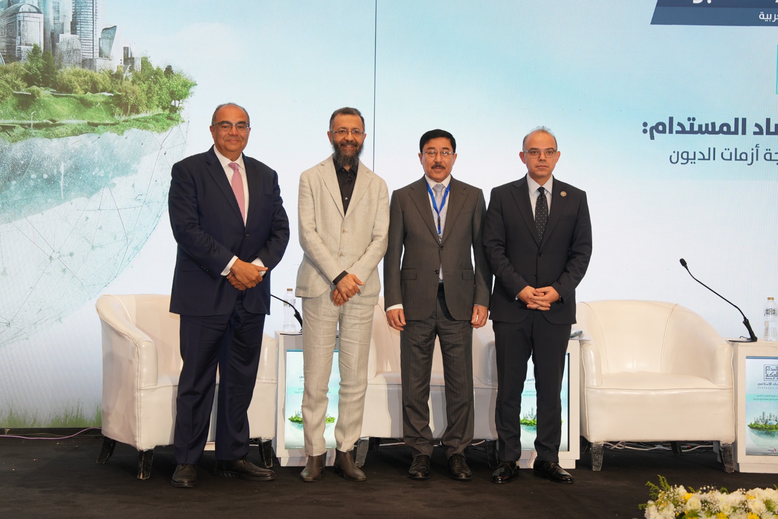 رئيس الرقابة المالية يشارك في جلسة حوارية بمنتدى البركة الإقليمي