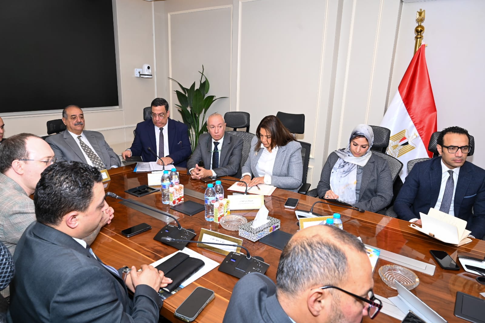 وزير التموين يتابع منظومة تتبع السلع الأساسية