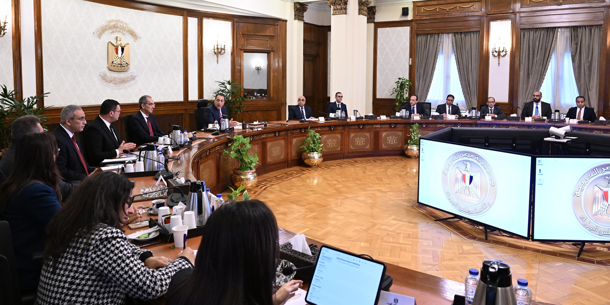 رئيس الوزراء يتابع موقف تنفيذ منصة مصر العقارية