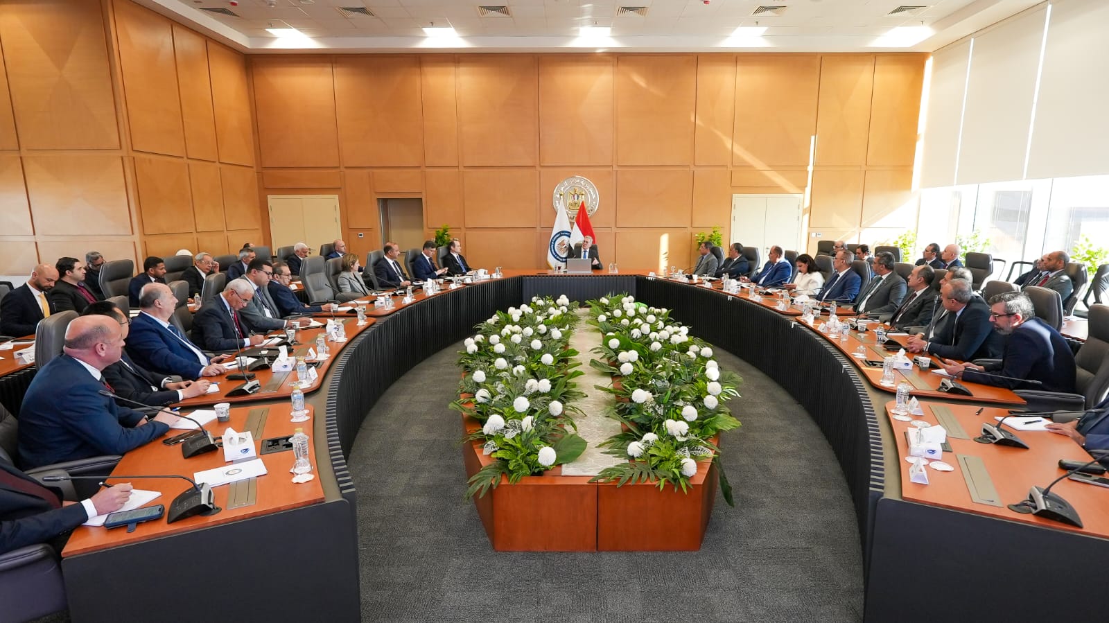 وزير البترول يناقش الخطة الخمسية الجديدة للإستكشاف والإنتاج