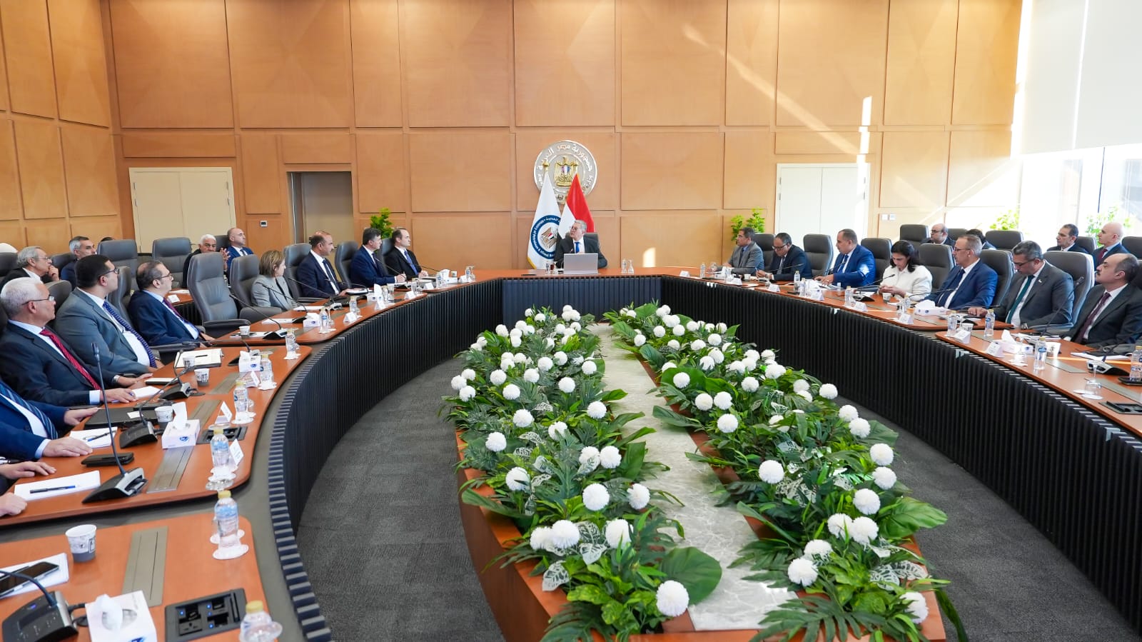 وزير البترول يناقش الخطة الخمسية الجديدة للإستكشاف والإنتاج