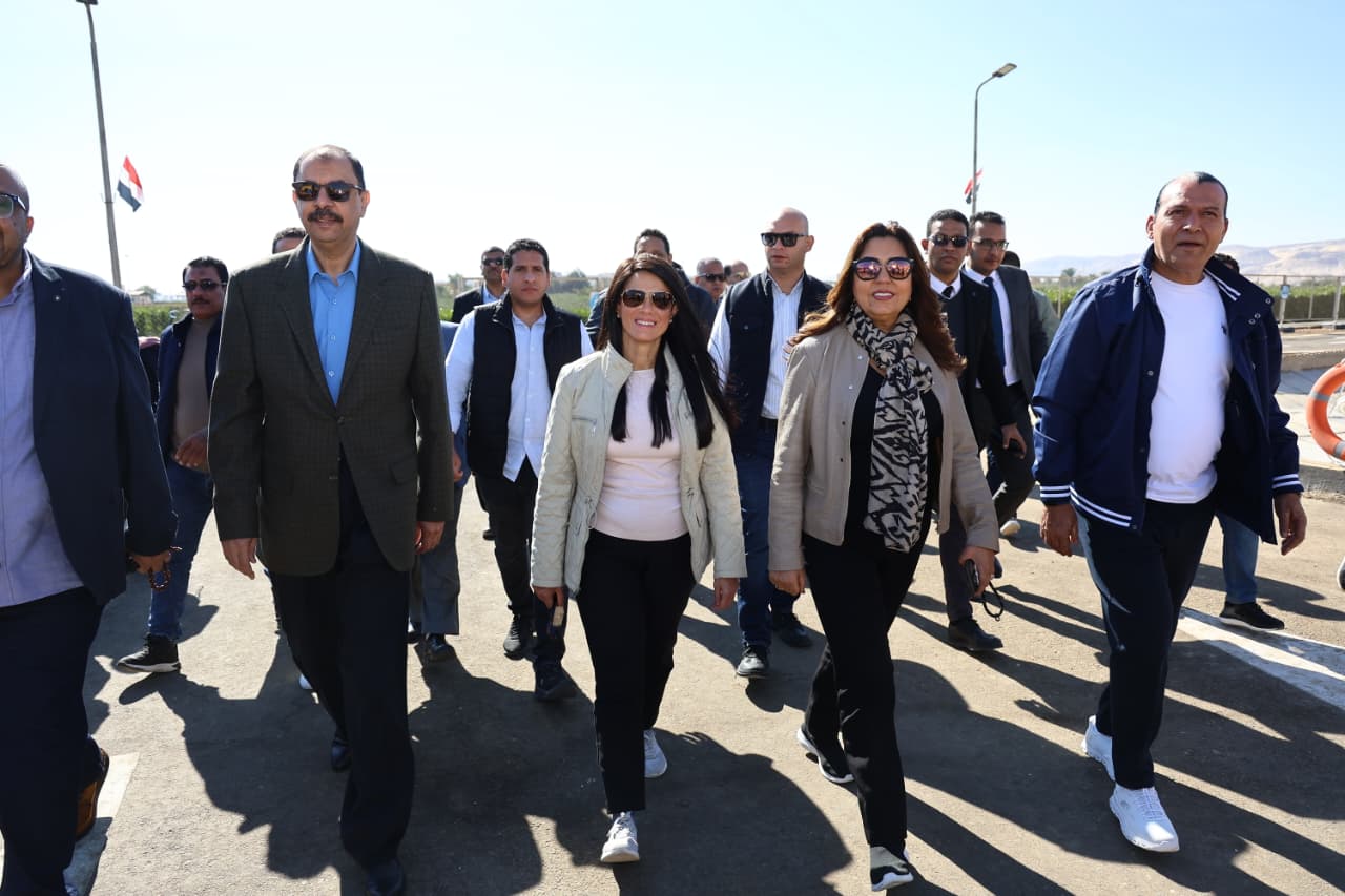 افتتاح محطة المعالجة الثلاثية للصرف الصحي بالهجارسة بسوهاج