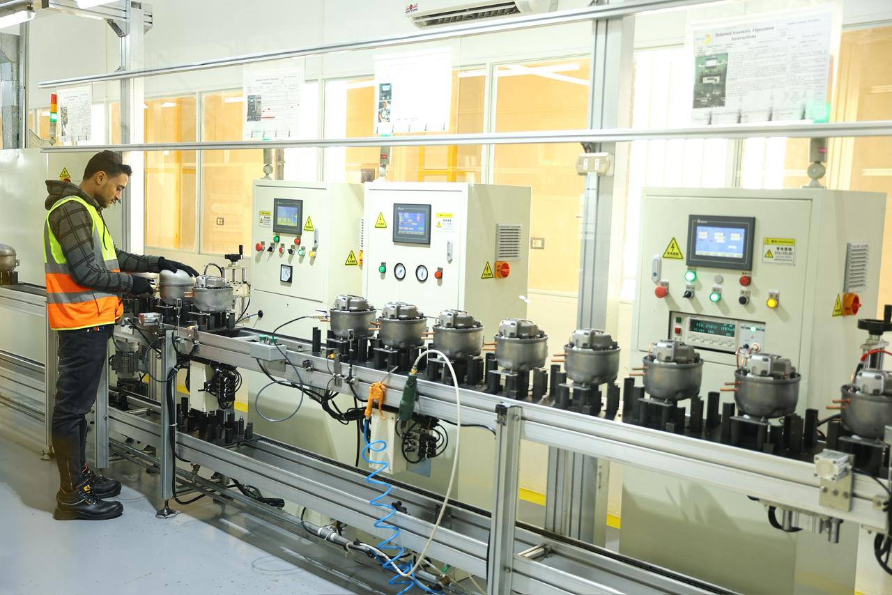 وزيرتى «التخطيط» و«التنمية المحلية» يتفقدان المنطقة الصناعية غرب جرجا بسوهاج