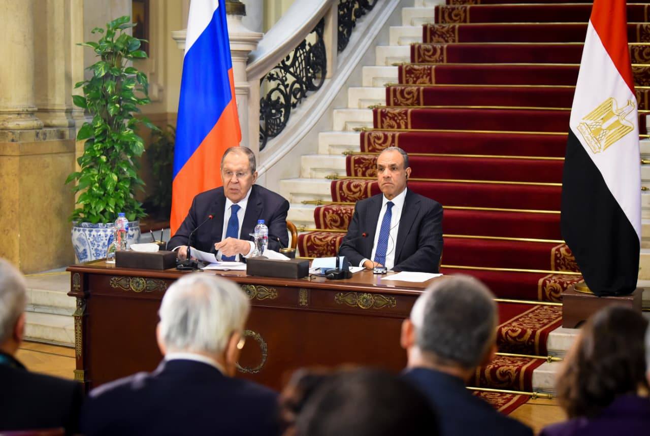 وزير «الخارجية» يبحث تعزيز العلاقات التجارية والاقتصادية بين مصر و روسيا