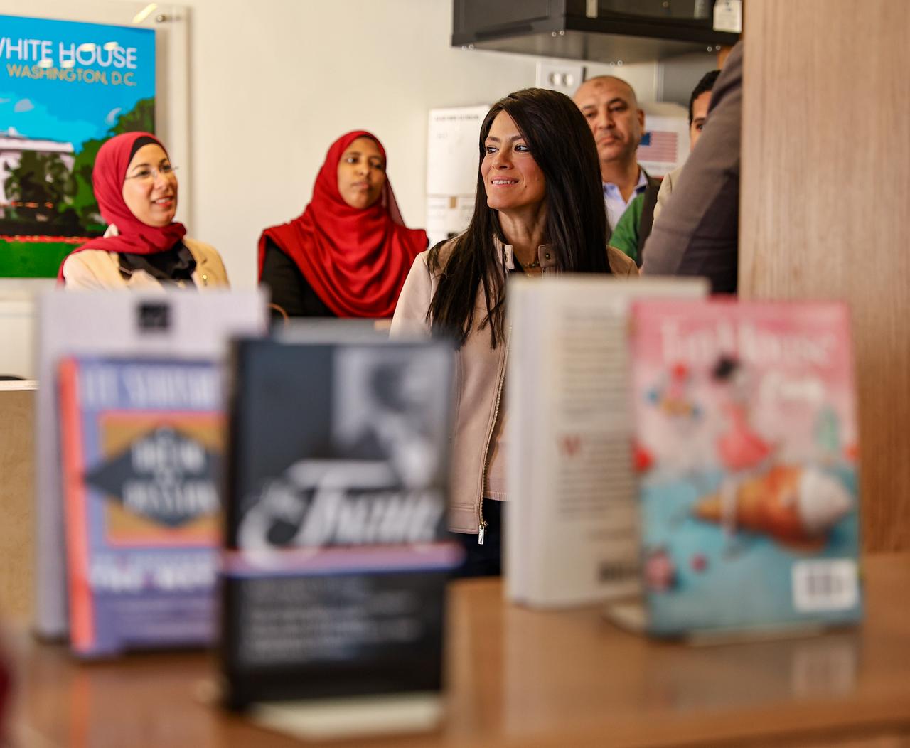 وزيرة التخطيط خلال جولتها بصعيد مصر