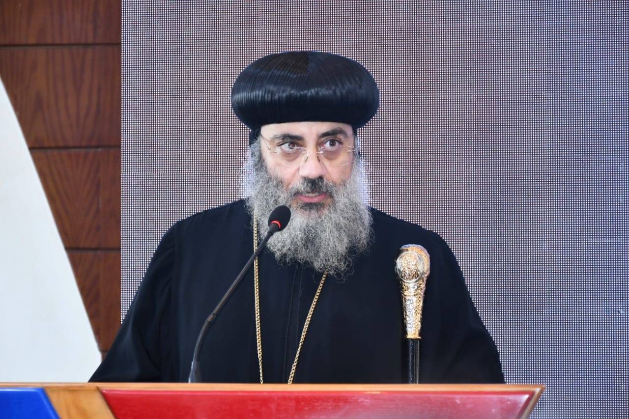 وزير الشباب ومحافظ المنيا يفتتحان ملتقى التوظيف الخامس