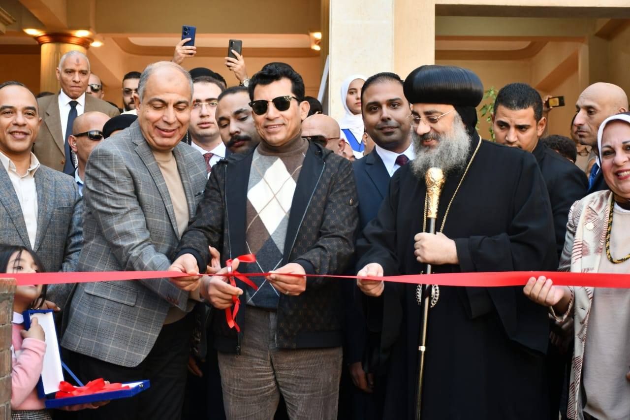 وزير الشباب ومحافظ المنيا يفتتحان ملتقى التوظيف الخامس