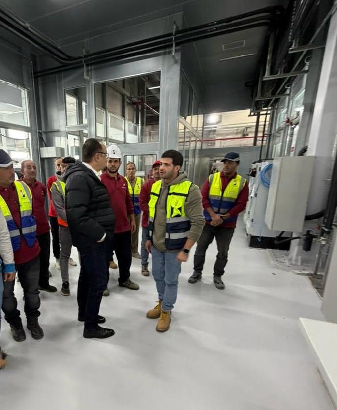 زيارة وزير قطاع الأعمال لشركة النصر للسيارات