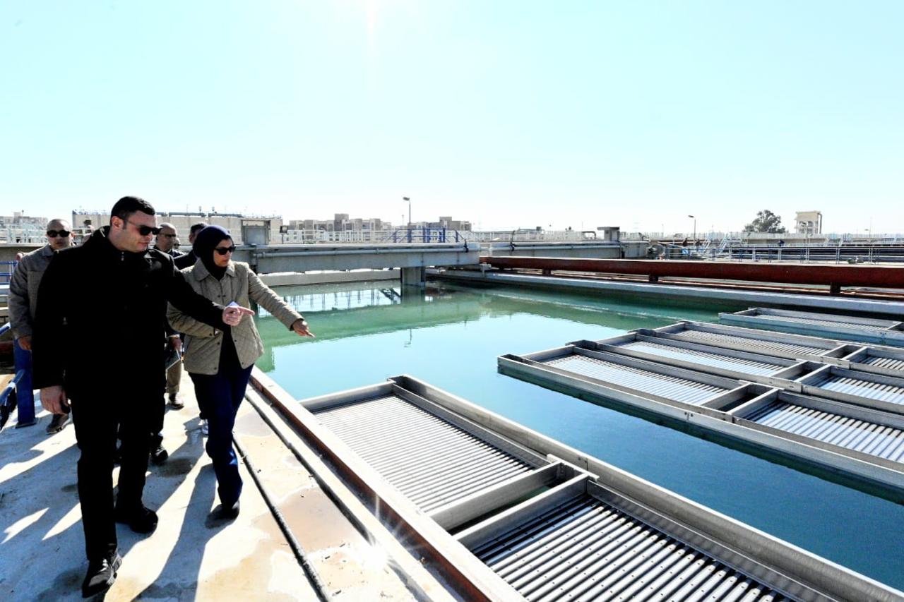 وزير «الإسكان» يتفقد محطة تنقية المياه بالشيخ زايد
