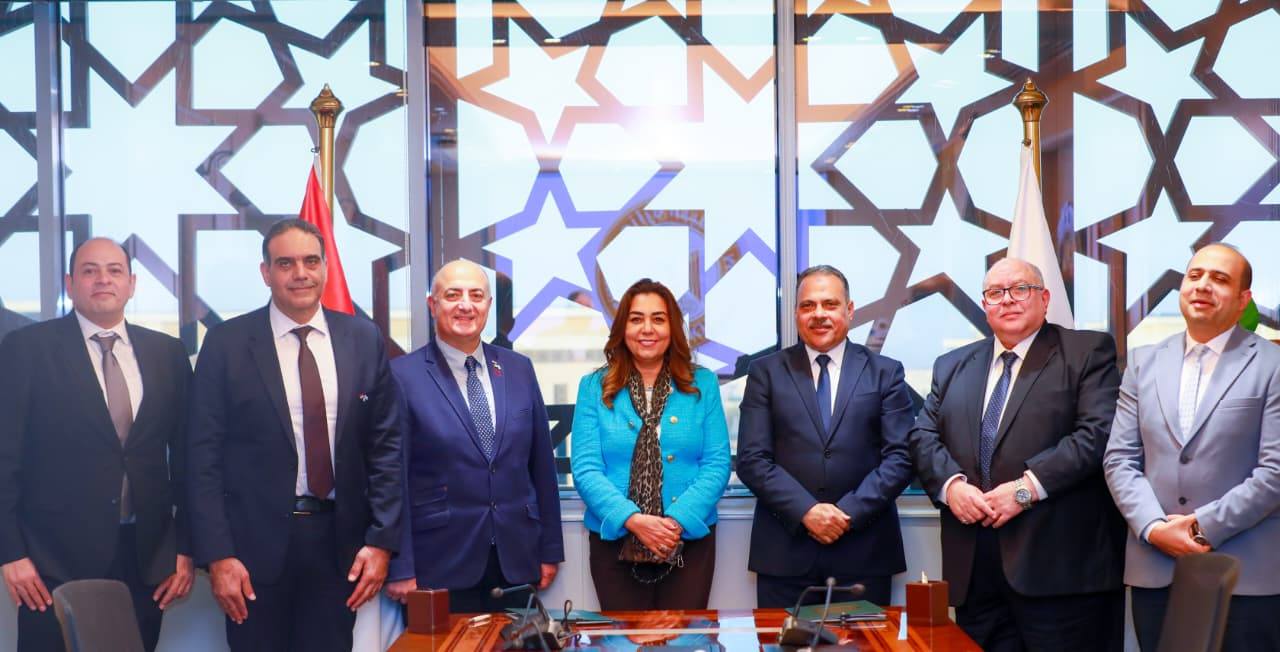 توقيع إنشاء وتركيب وتشغيل منشآت لمعالجة المخلفات