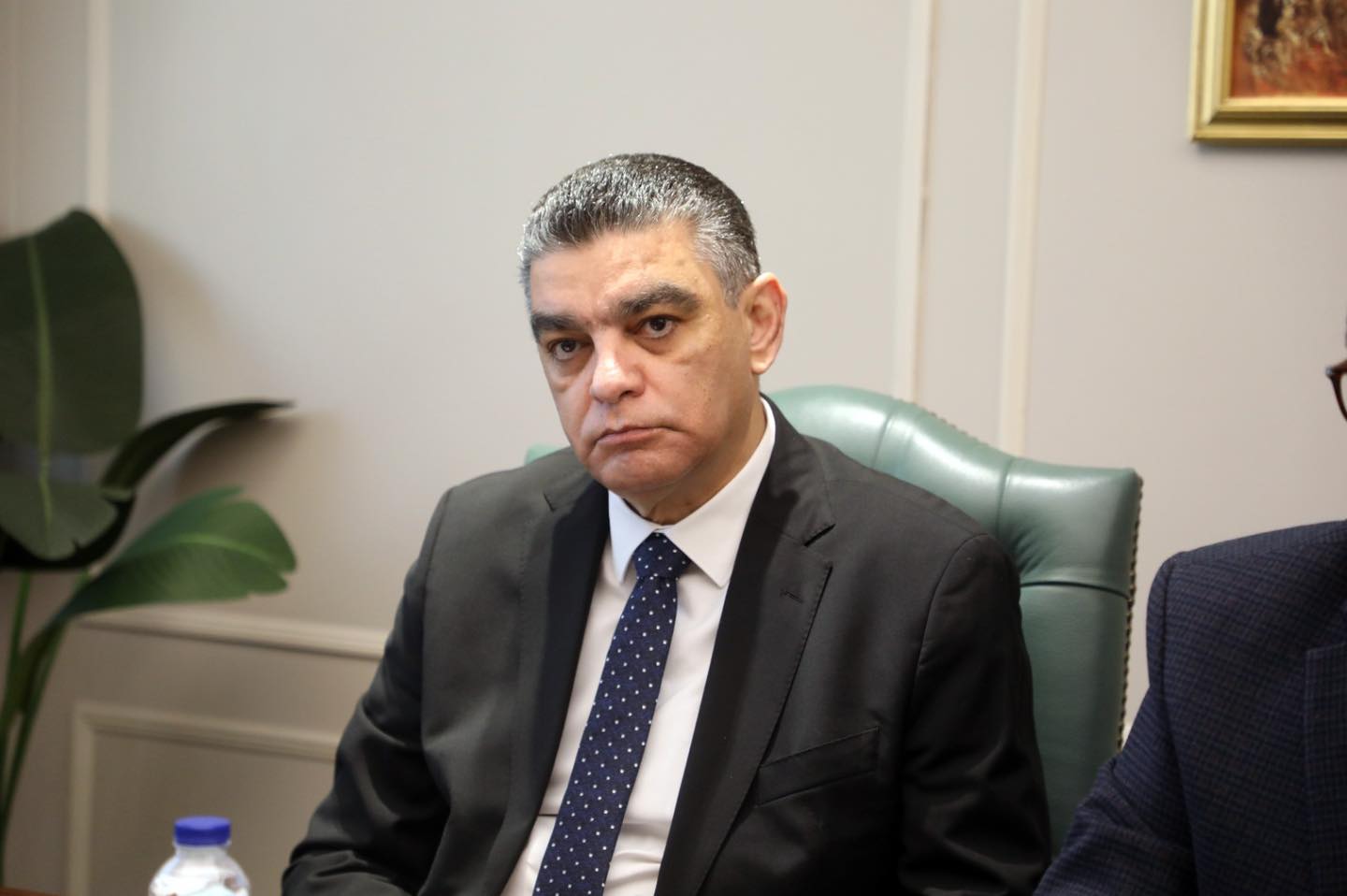 اجتماع وزير الصحة لدعم وتمكين توطين الصناعات الدوائية بمصر