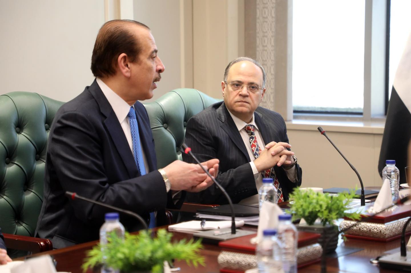 اجتماع وزير الصحة لدعم وتمكين توطين الصناعات الدوائية بمصر