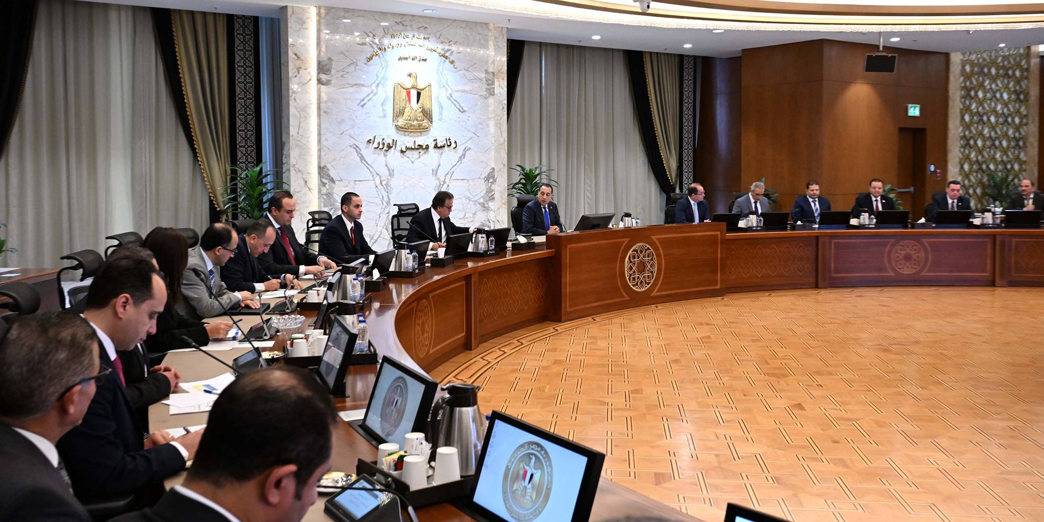 مدبولي يتابع الموقف التنفيذى للمرحلة الثانية من التأمين الصحى