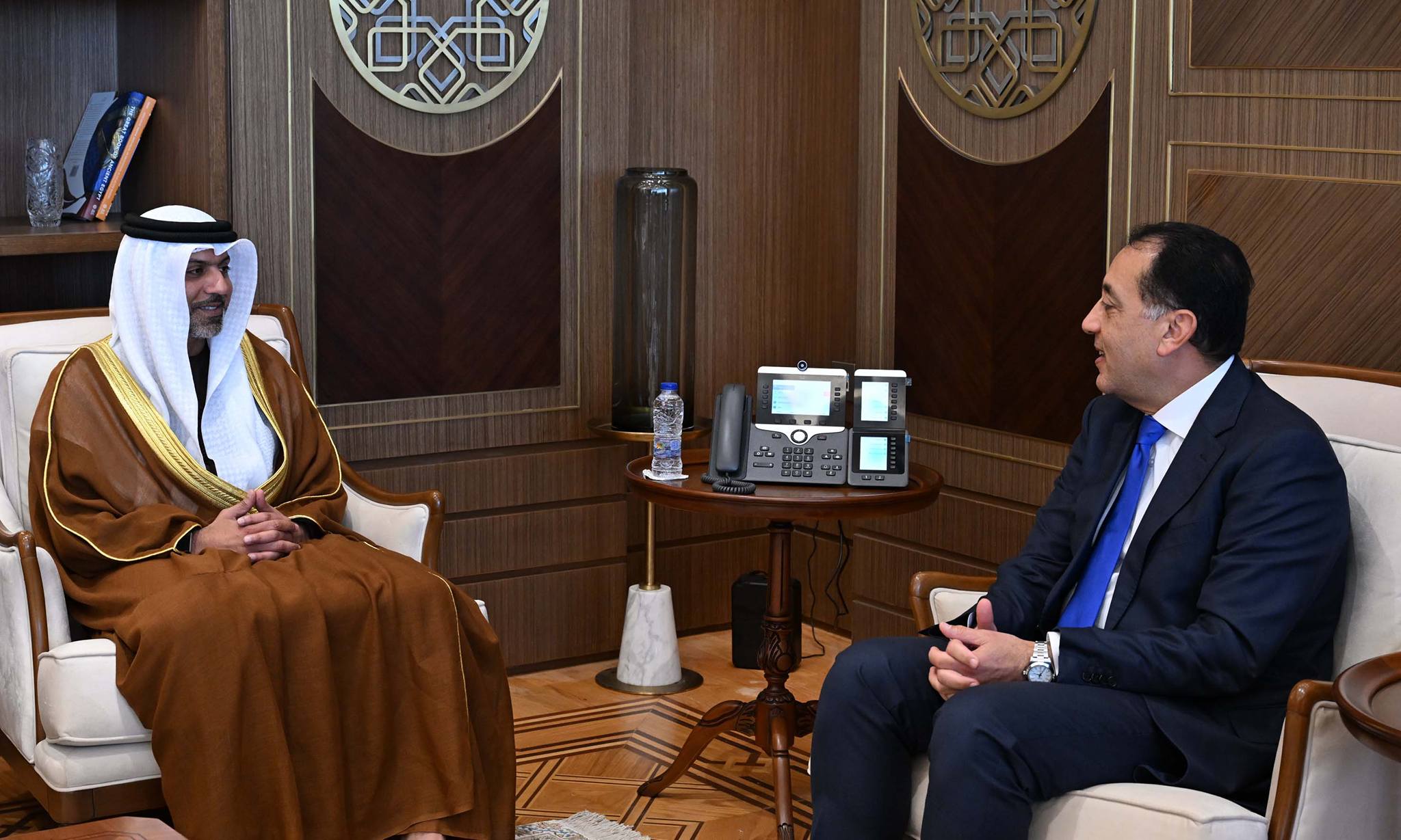 رئيس الوزراء يستقبل سفير دولة الإمارات لدى مصر