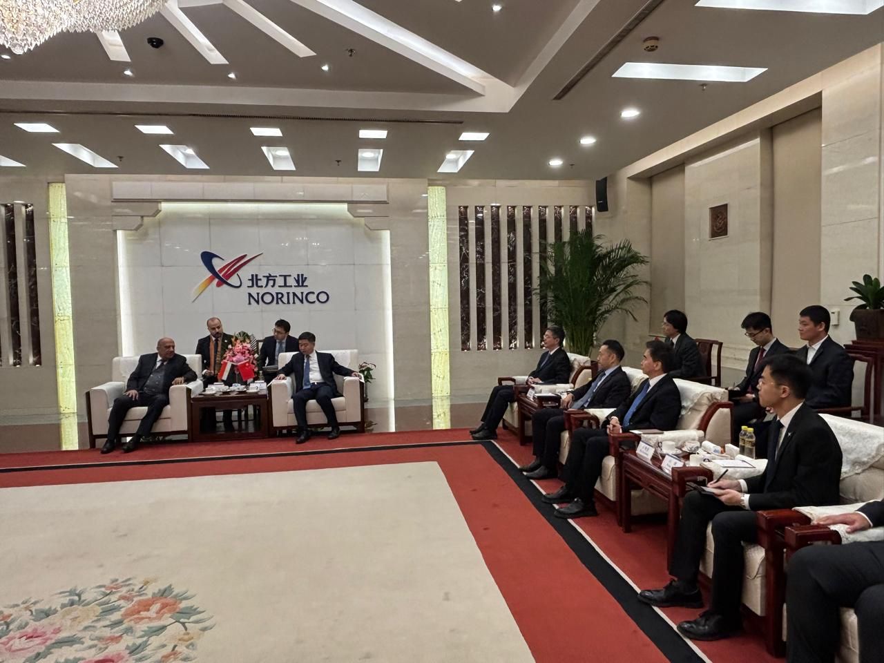 وزير الكهرباء يلتقي رئيس مجموعة نورينكو