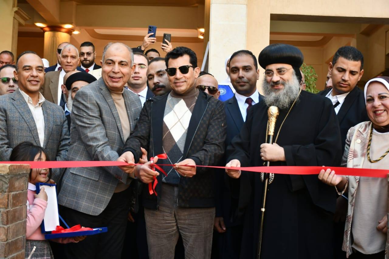 وزير الشباب ومحافظ المنيا يفتتحان ملتقى التوظيف الخامس