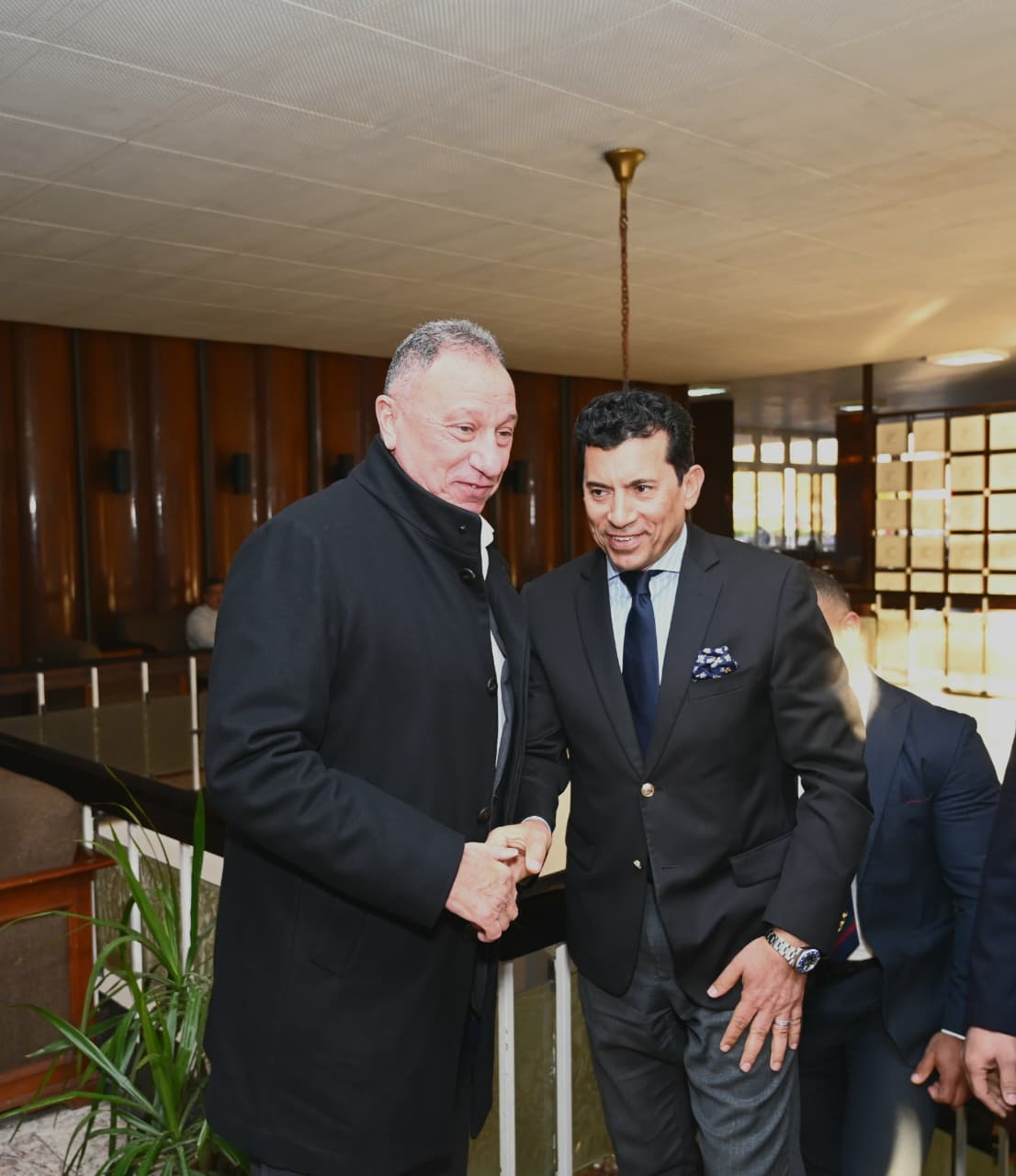 وزير الشباب والرياضة يلتقي مجلس إدارة النادي الأهلي