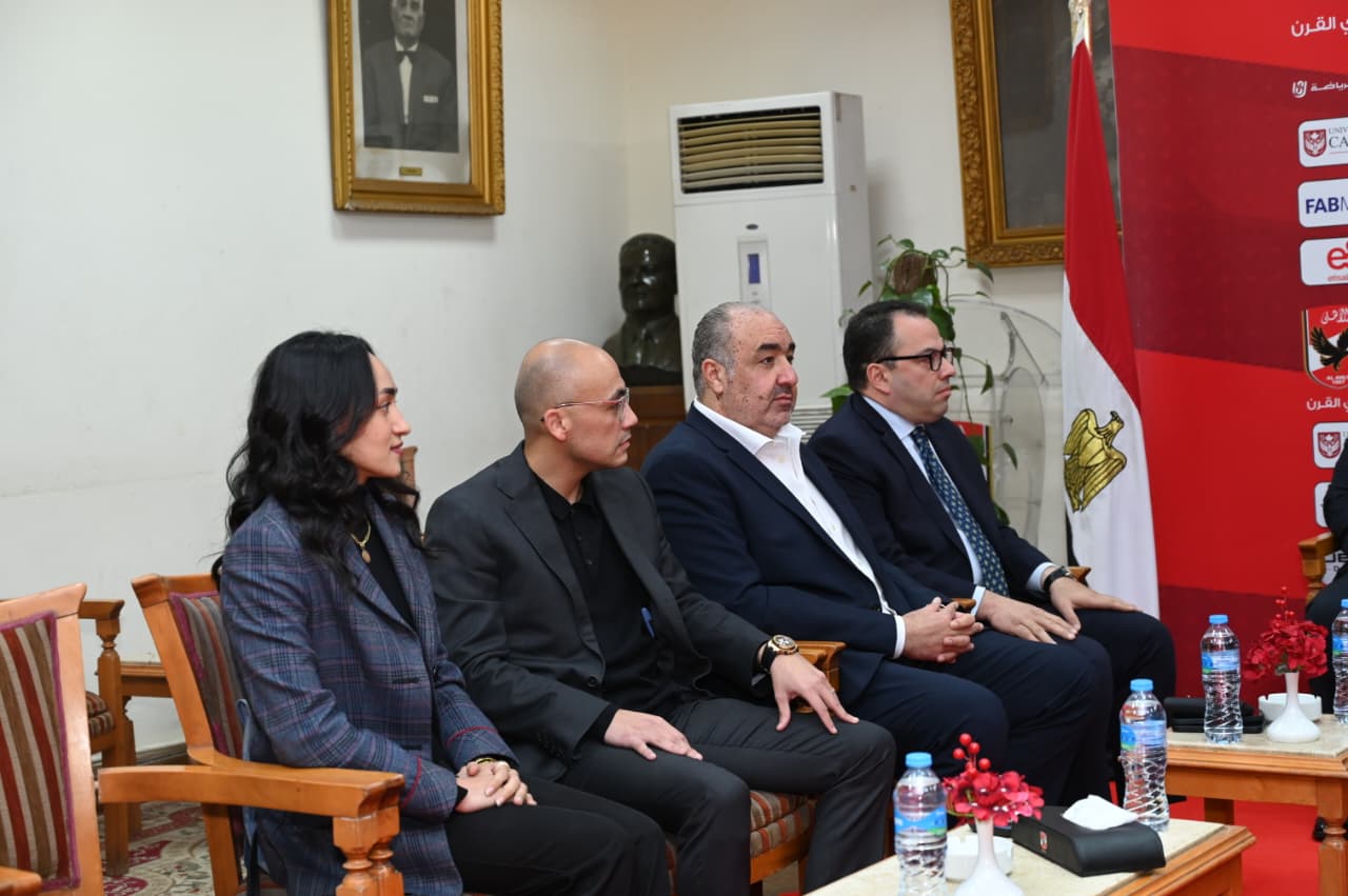 وزير الشباب والرياضة يلتقي مجلس إدارة النادي الأهلي