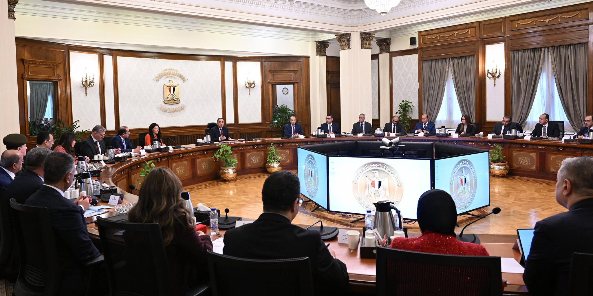 رئيس الوزراء يتابع تسليم وتشغيل المشروعات بالمرحلة الأولى بالمبادرة الرئاسية حياة كريمة