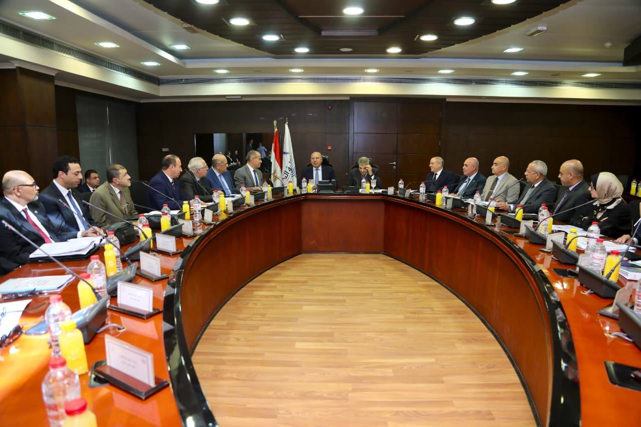 اجتماع الجمعية العامة العادية وغير العادية لشركة موانئ مصر البحرية
