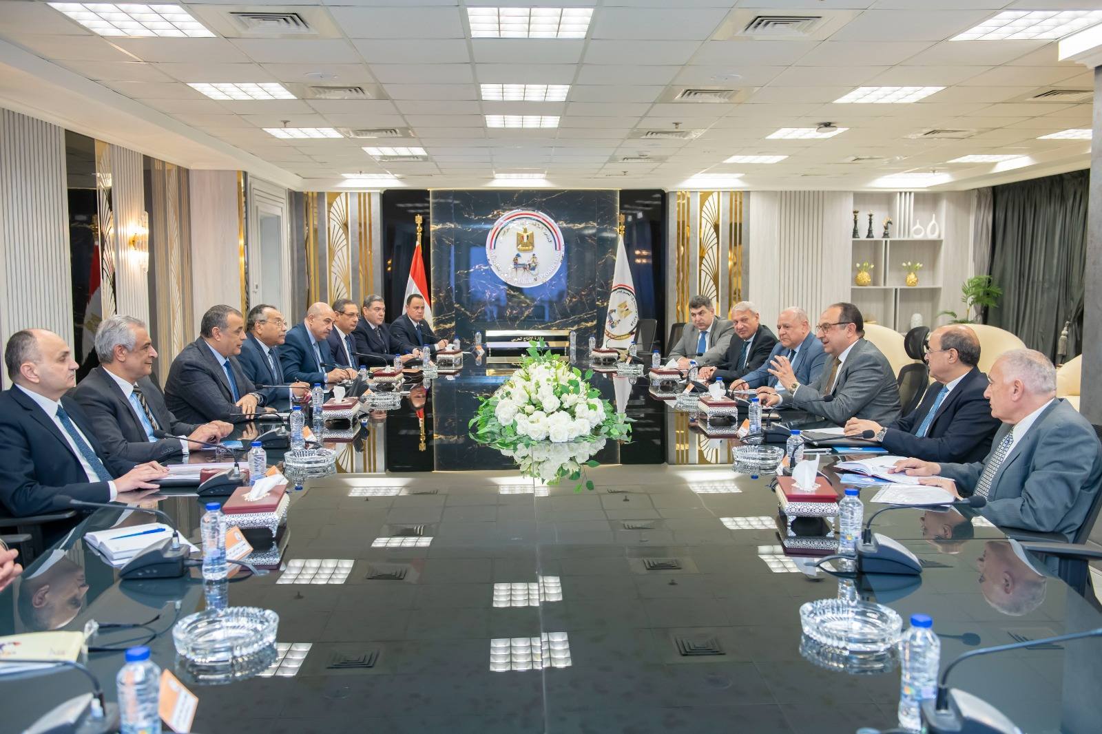 وزيرا الإنتاج الحربي وقطاع الأعمال العام يبحثان تعزيز التعاون المشترك