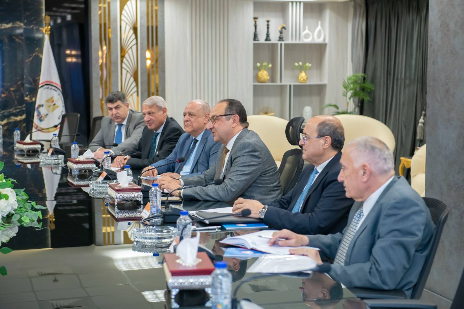 وزيرا الإنتاج الحربي وقطاع الأعمال العام يبحثان تعزيز التعاون المشترك