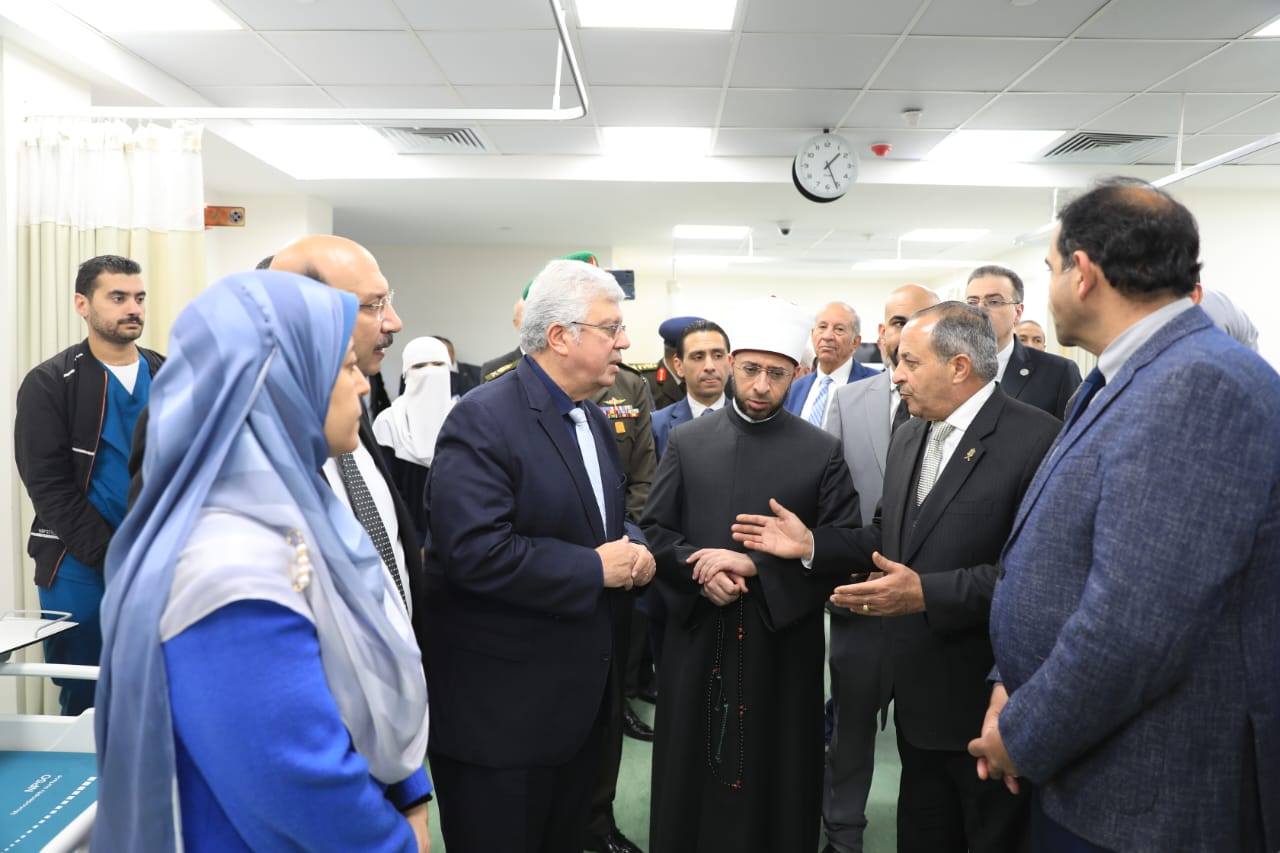 افتتاح مستشفى جامعة بورسعيد