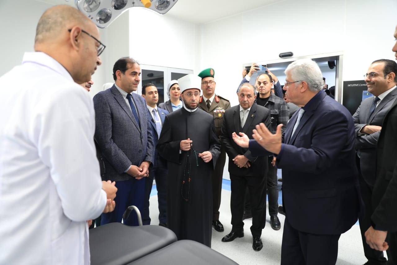 افتتاح مستشفى جامعة بورسعيد