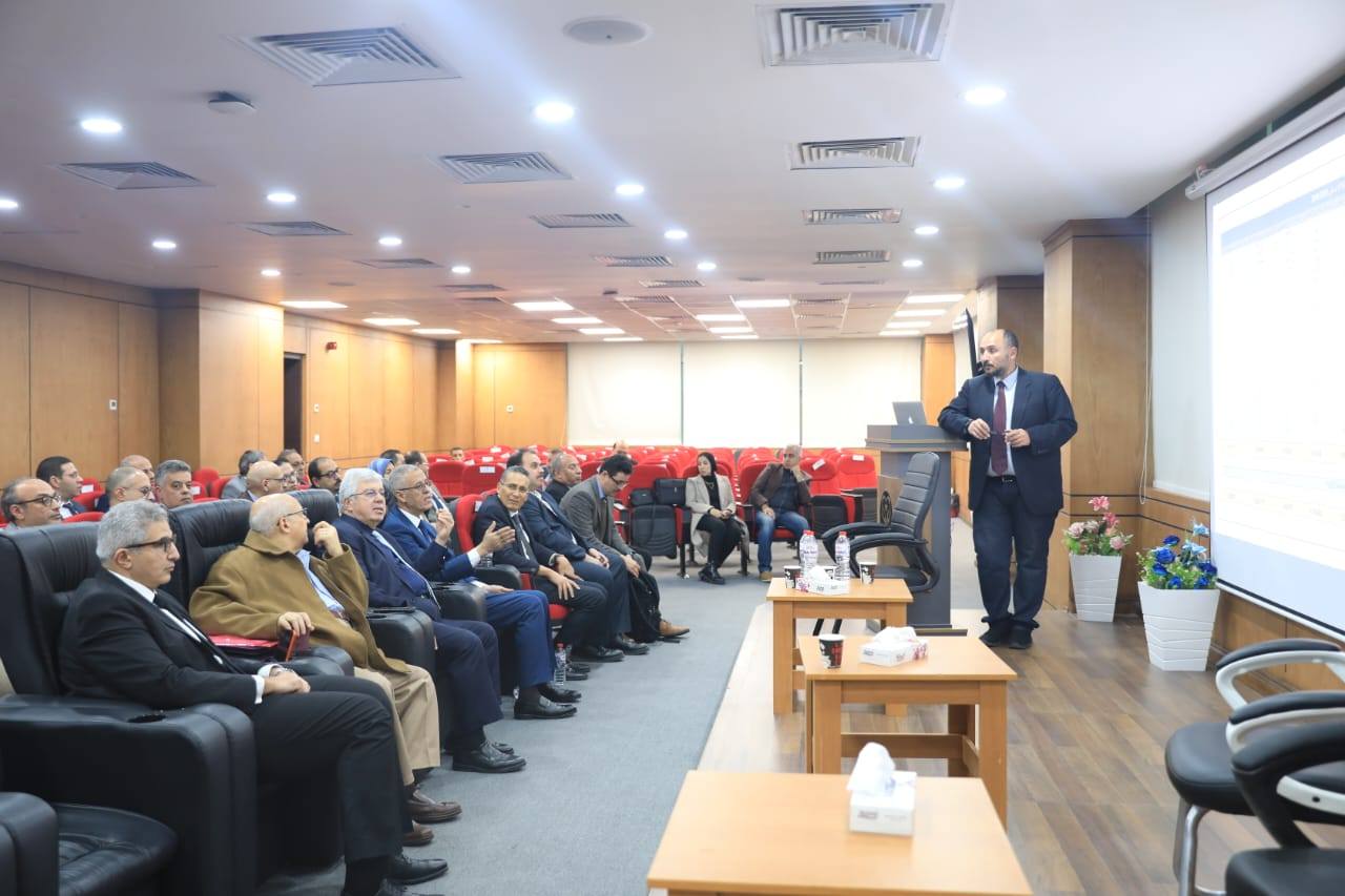 وزير التعليم العالي يترأس اجتماع المجلس الأعلى للمستشفيات الجامعية