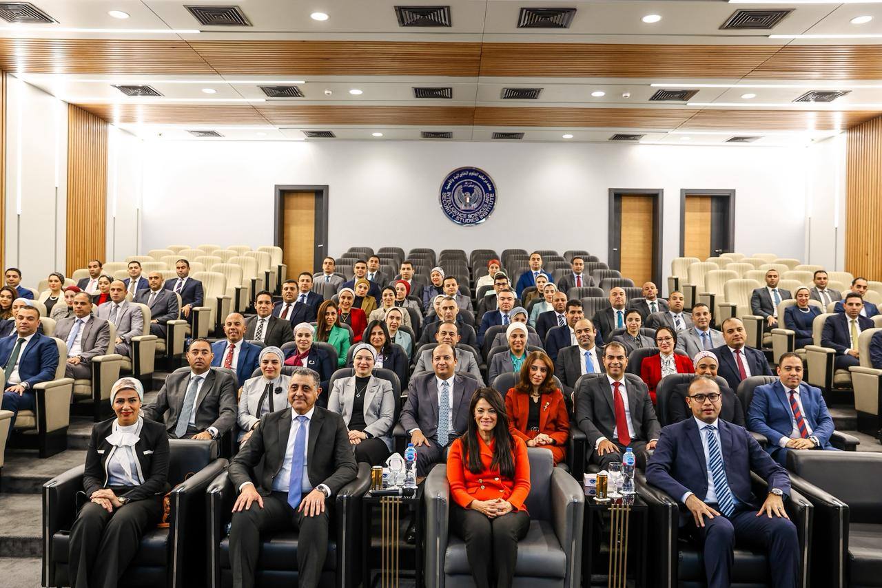 وزيرة التخطيط تلتقي الملحقين العسكريين المرشحين للعمل بالخارج